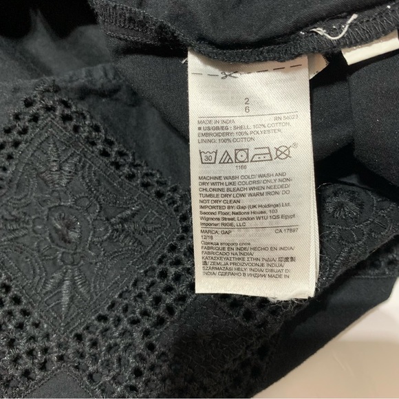 GAP Black Sleeveless Embroidered Details all over Size 2 - Picture 9 of 11